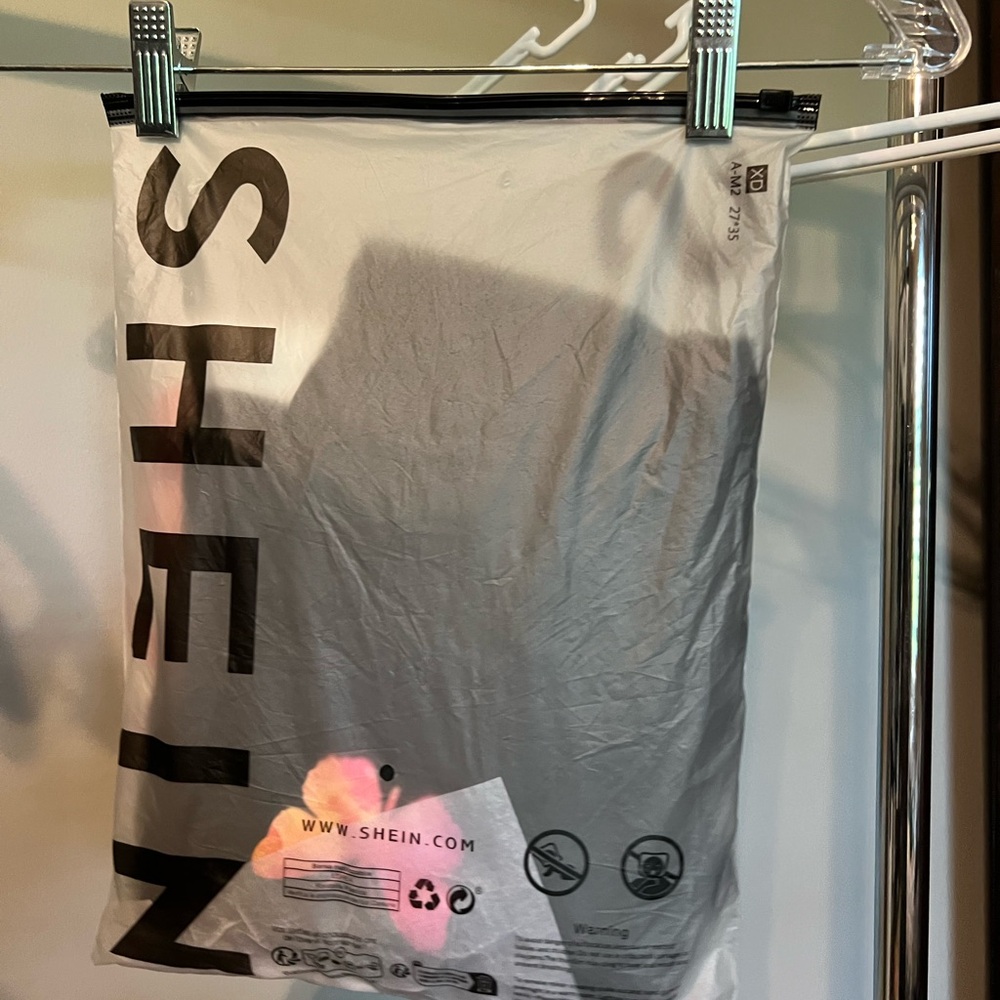 SHEIN White Polyester Blend Fabric, New, never worn, no tags. - Picture 3 of 8